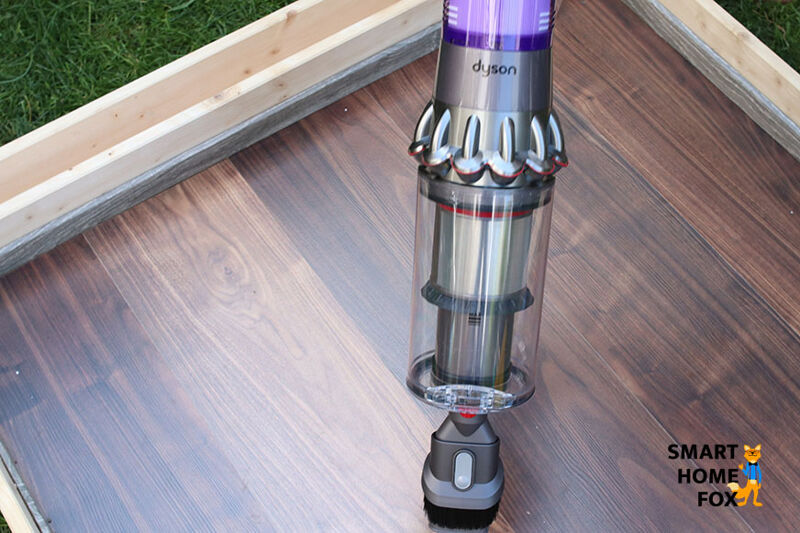 Combination attachment of the Dyson V11